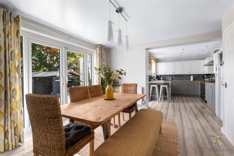 4 bedroom end of terrace house for sale, Woodlands, Evesham WR11