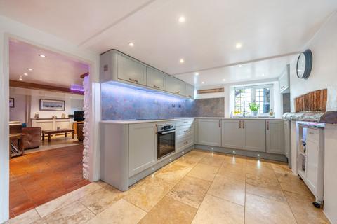 3 bedroom detached house for sale, Fewcott Road, Bicester OX27