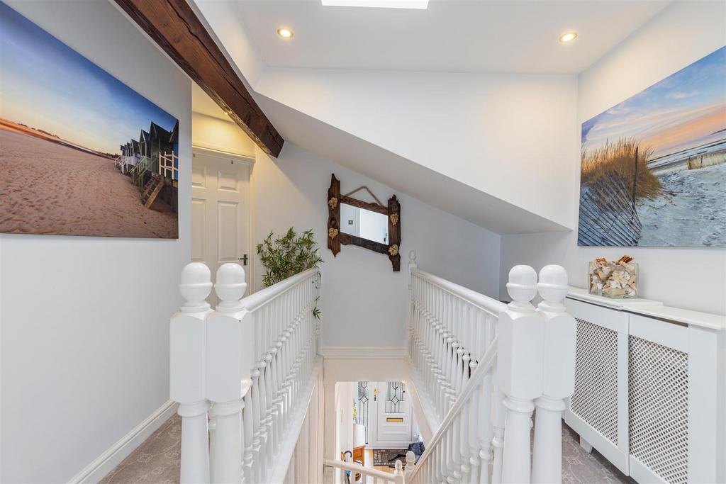 A34 - 83 Wheatlands Road, Paignton - 251001.jpg