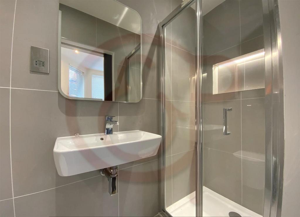 Master bathroom.jpg