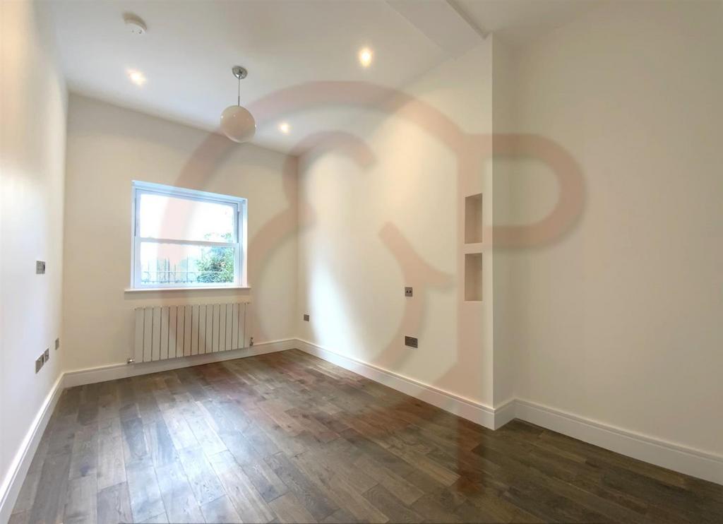 2nd bedroom.jpg