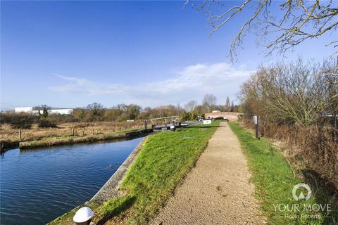 4 bedroom detached house for sale, Canal Way, Northampton NN4