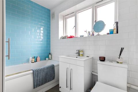 19 Ashby Grove, London, N1 2GA