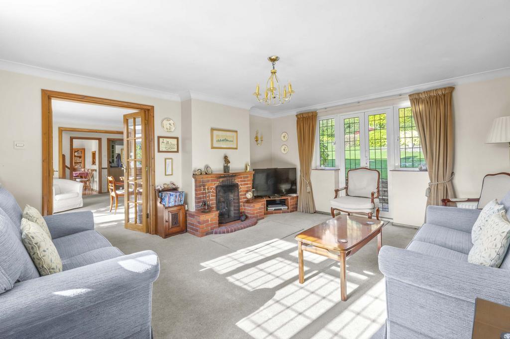Three Oaks, The Close, SL8 5 PE (LOW RES)-13