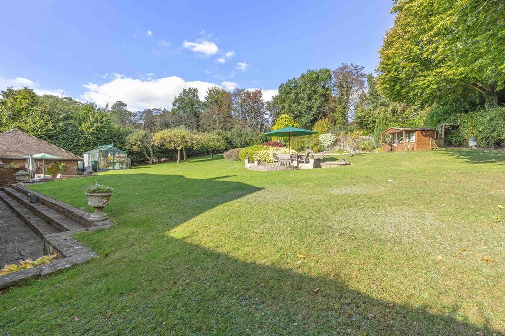 Three Oaks, The Close, SL8 5 PE (LOW RES)-17