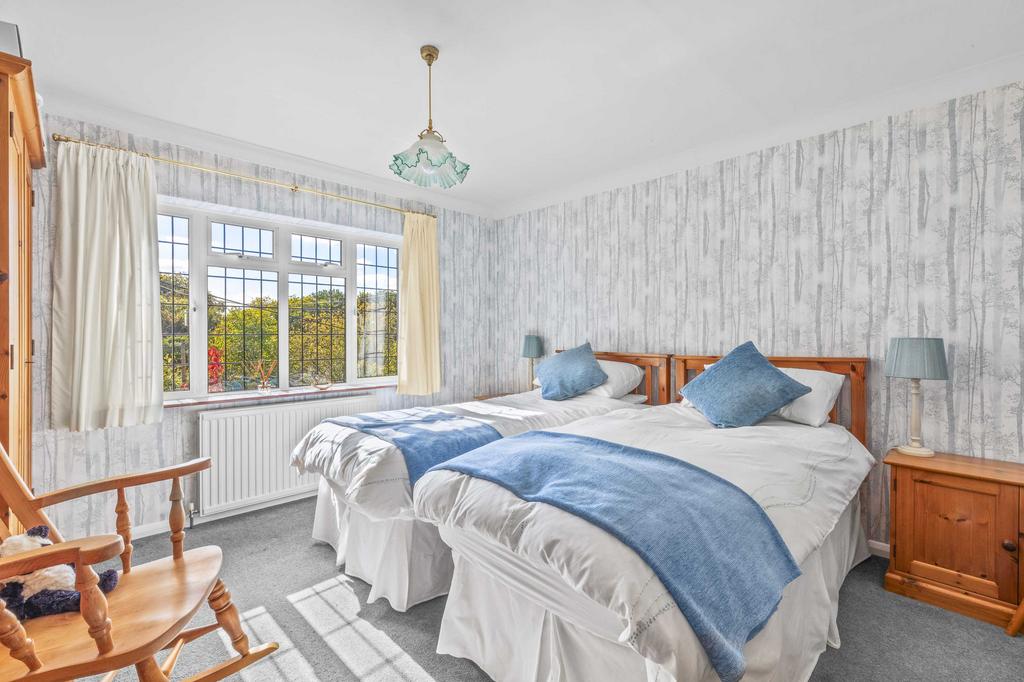 Three Oaks, The Close, SL8 5 PE (LOW RES)-5