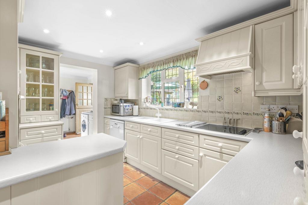 Three Oaks, The Close, SL8 5 PE (LOW RES)-15