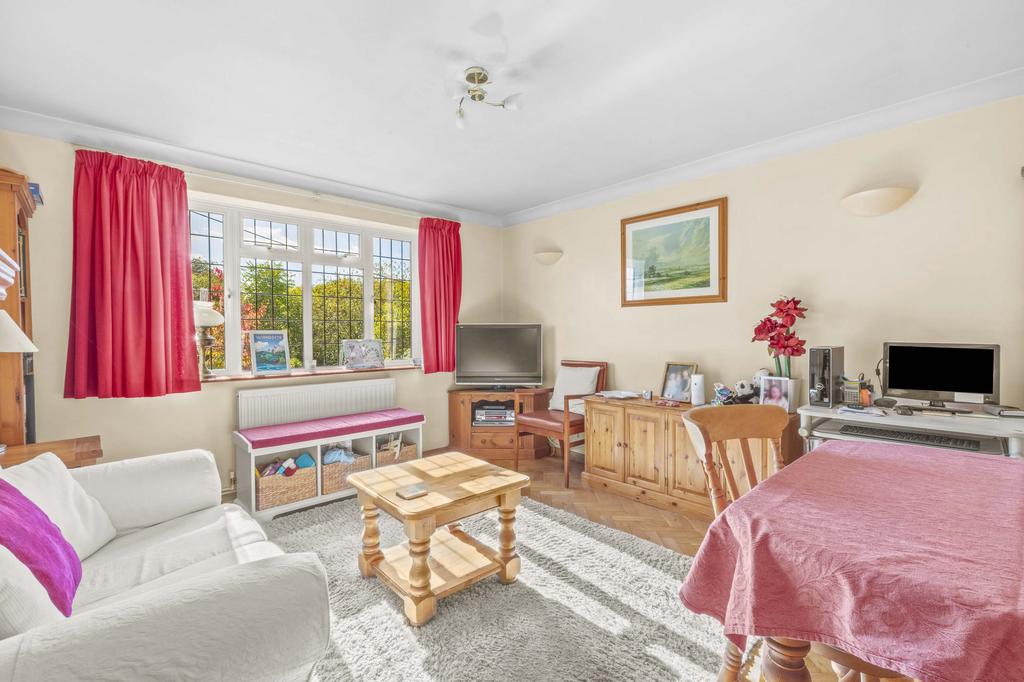 Three Oaks, The Close, SL8 5 PE (LOW RES)-9