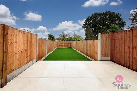 undefined, Sunny Gardens Road, London