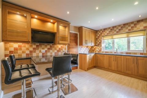 undefined, Inglewood Avenue, Huddersfield, HD2