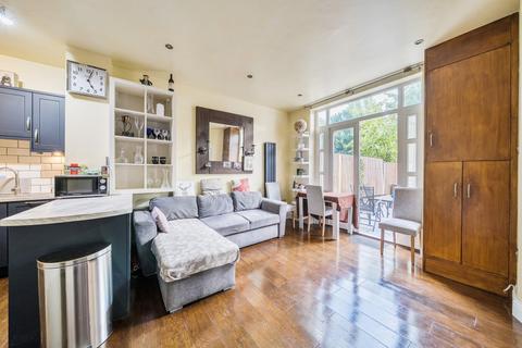 2 bedroom apartment for sale, Lennard Road, Beckenham