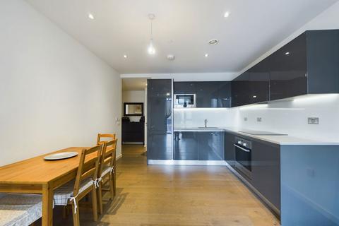 1 bedroom apartment to rent, St. Gabriel Walk, London SE1