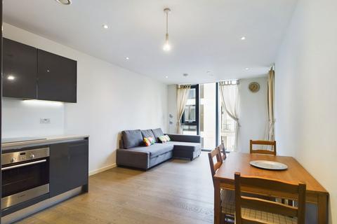 1 bedroom apartment to rent, St. Gabriel Walk, London SE1