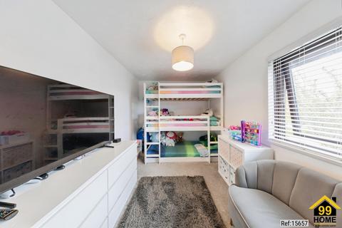 3 Bellini Close, Old Farm Park, Milton Keynes, MK7 8PS