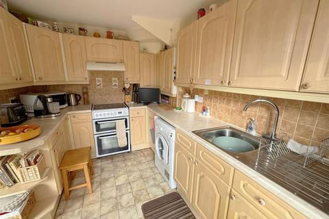 undefined, Pound Field, Wootton Wawen