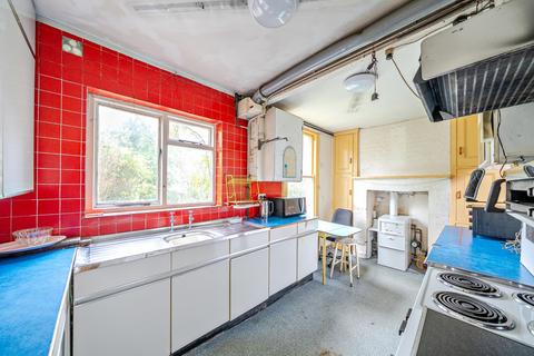 undefined, The Heath, Caterham CR3