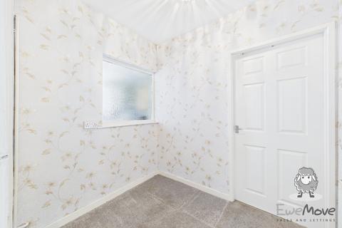 undefined, Wheatsheaf Avenue, Sutton Leach, St. Helens, Merseyside, WA9
