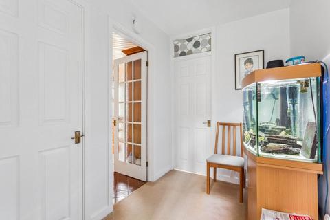 2 bedroom maisonette for sale, Pentland Road, Bushey