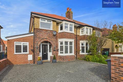 4 bedroom semi-detached house for sale, Clive Avenue, Lytham St. Annes, FY8