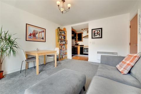 2 bedroom apartment to rent, Cameronian Square, Worsdell Drive, Gateshead