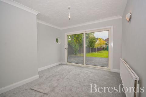 undefined, Woodlands Road, Romford, RM1