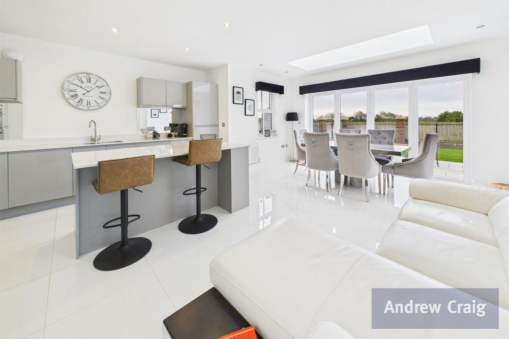 Opne Plan Kitchen Di