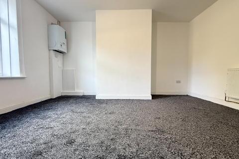 undefined, Huddersfield Road, Heckmondwike