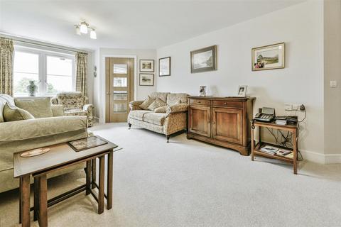 2 bedroom apartment for sale, Goodes Court, Baldock Road, Royston