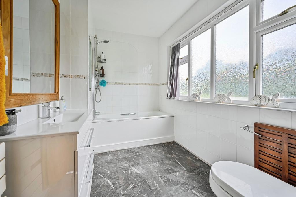 Ensuite Two