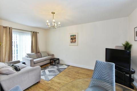 undefined, Fern Bank Court, Hyde SK14