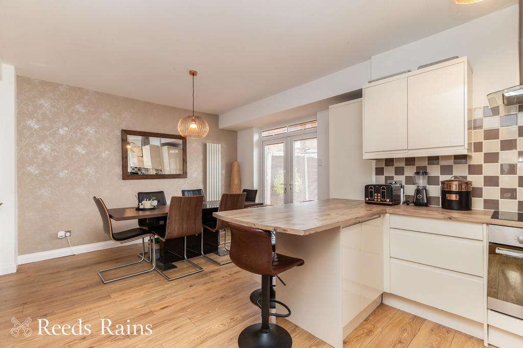 Dining Kitchen