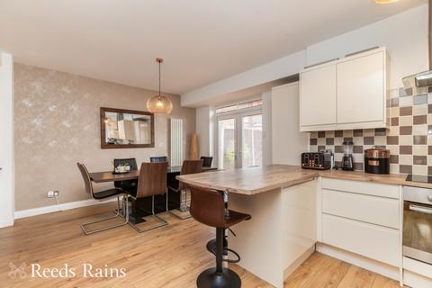 3 bedroom semi-detached house for sale, Canberra Road, Lancashire PR25