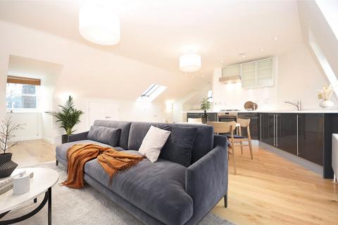2 bedroom apartment to rent, Great Marlborough Street, Soho, W1F