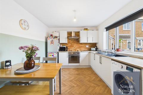 3 bedroom semi-detached house for sale, Bedale Court, South Shields