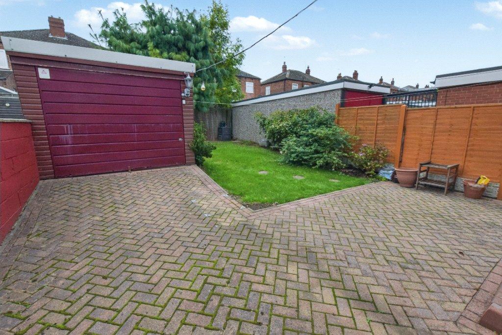 Garden/Garage