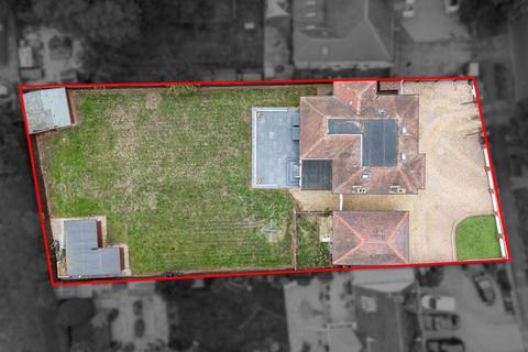 6 bedroom detached house for sale, Gipsy Lane, Kettering NN16
