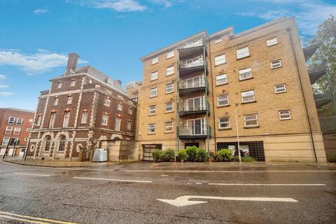 Neptune Way, Southampton SO14