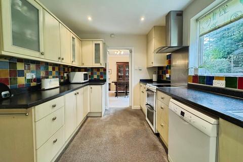 4 bedroom detached house for sale, Hill Drive, Handforth, Wilmslow
