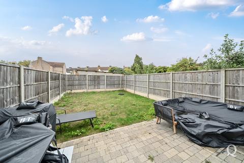 2 bedroom end of terrace house for sale, Granville Road, Sheerness, Kent, ME12