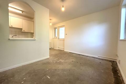 15 Clavering Square, Gateshead, NE11 9PF