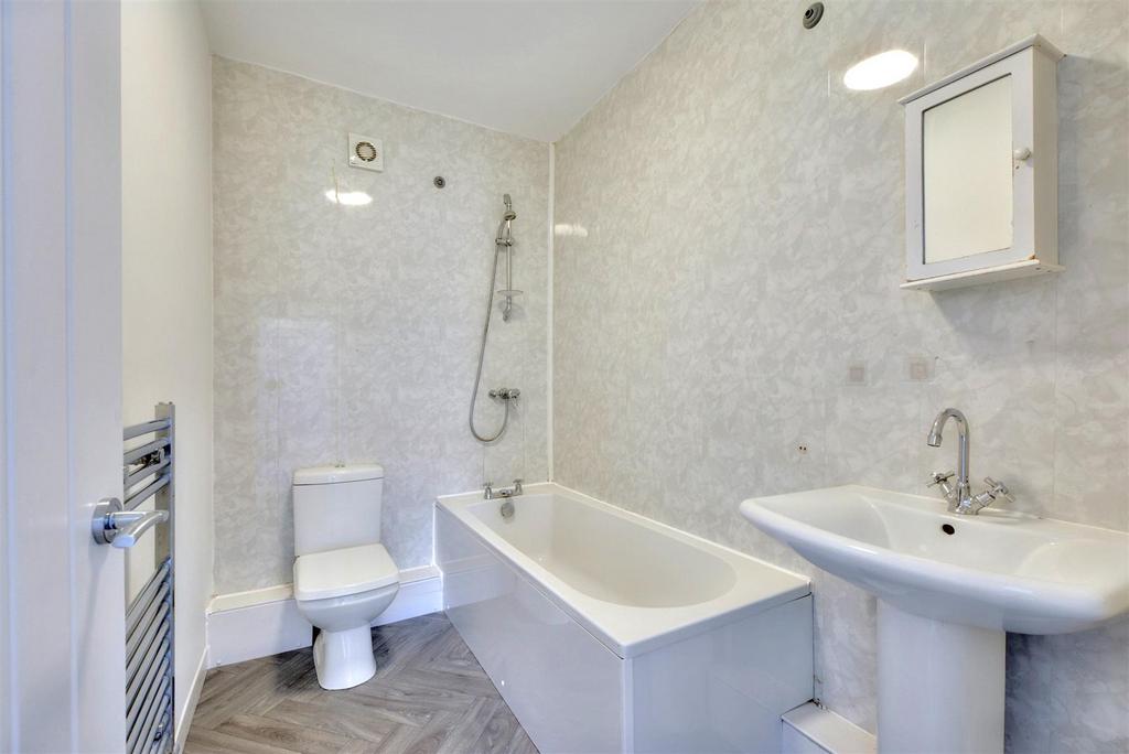 Bathroom.jpeg