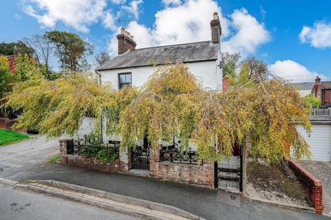 3 bedroom detached house for sale, Church Street, Old Town, Hemel Hempstead, Hertfordshire, HP2 5AD