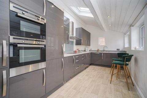 3 bedroom detached house for sale, Church Street, Old Town, Hemel Hempstead, Hertfordshire, HP2 5AD