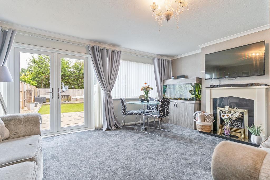 Living/Dining room