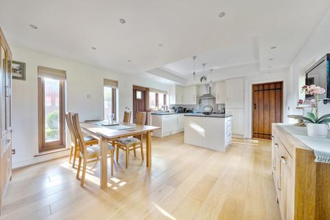 3 bedroom barn conversion for sale, Newton Lane, Whiteparish, Salisbury, Wiltshire, SP5