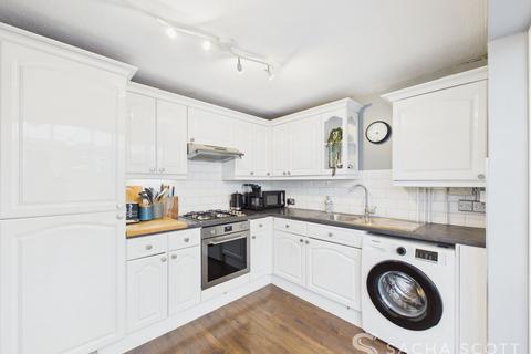 43 Delaporte Close, Epsom, KT17 4AF
