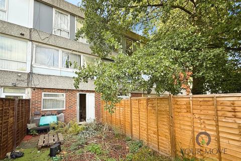 4 bedroom terraced house for sale, Mangold Way, Erith DA18
