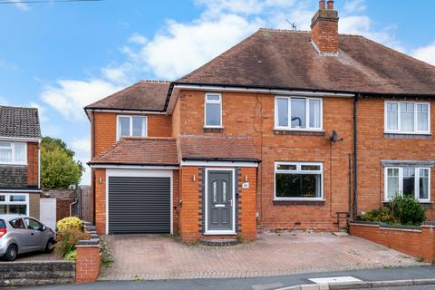 4 bedroom semi-detached house for sale, Barley Mow Lane, Catshill, Bromsgrove B61 0LP