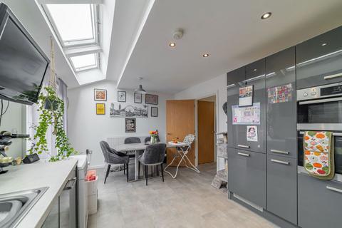 3 bedroom semi-detached house for sale, Falkirk Drive, Manchester M30