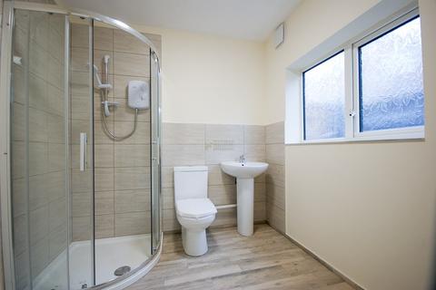 4 bedroom terraced house to rent, Exeter Road, Birmingham B29